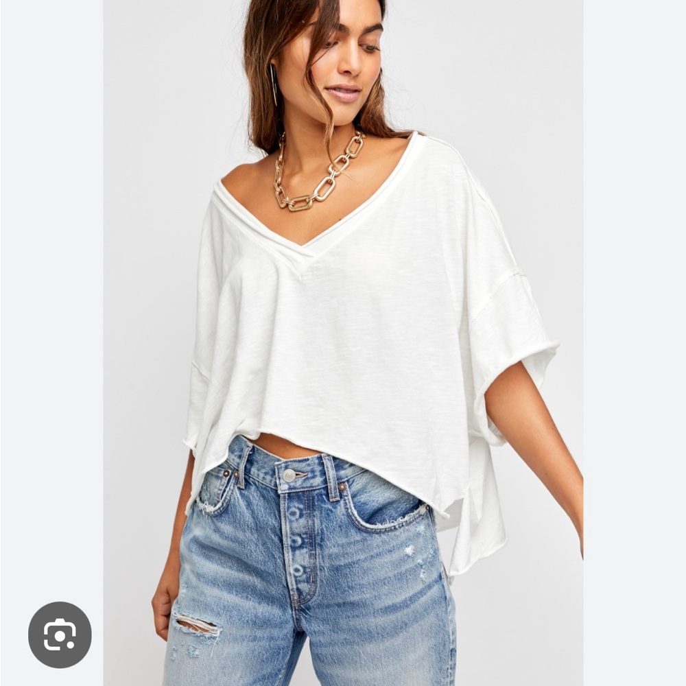 ISO. Free People Cally tee white. Small